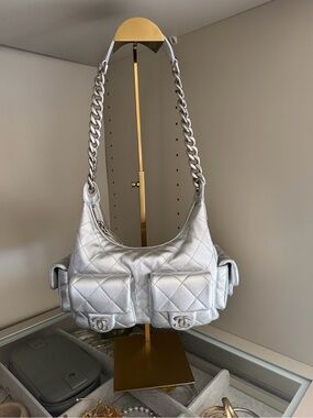 Chanel Metallic Lambskin Quilted Trendy Pockets Hobo Silver